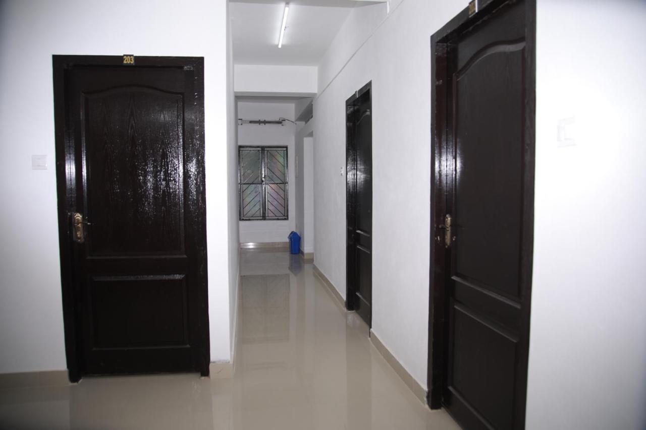 Hotel Meghna Residency Thiruvananthapuram Exterior foto