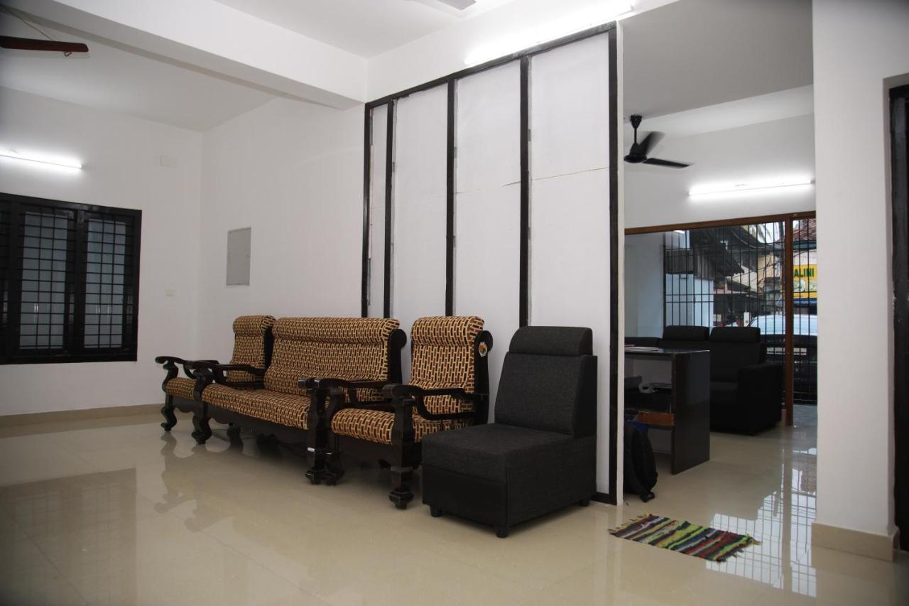 Hotel Meghna Residency Thiruvananthapuram Exterior foto