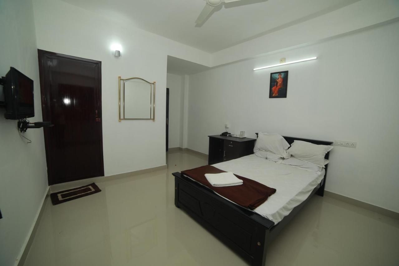 Hotel Meghna Residency Thiruvananthapuram Exterior foto