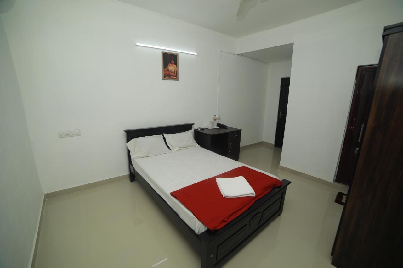 Hotel Meghna Residency Thiruvananthapuram Exterior foto