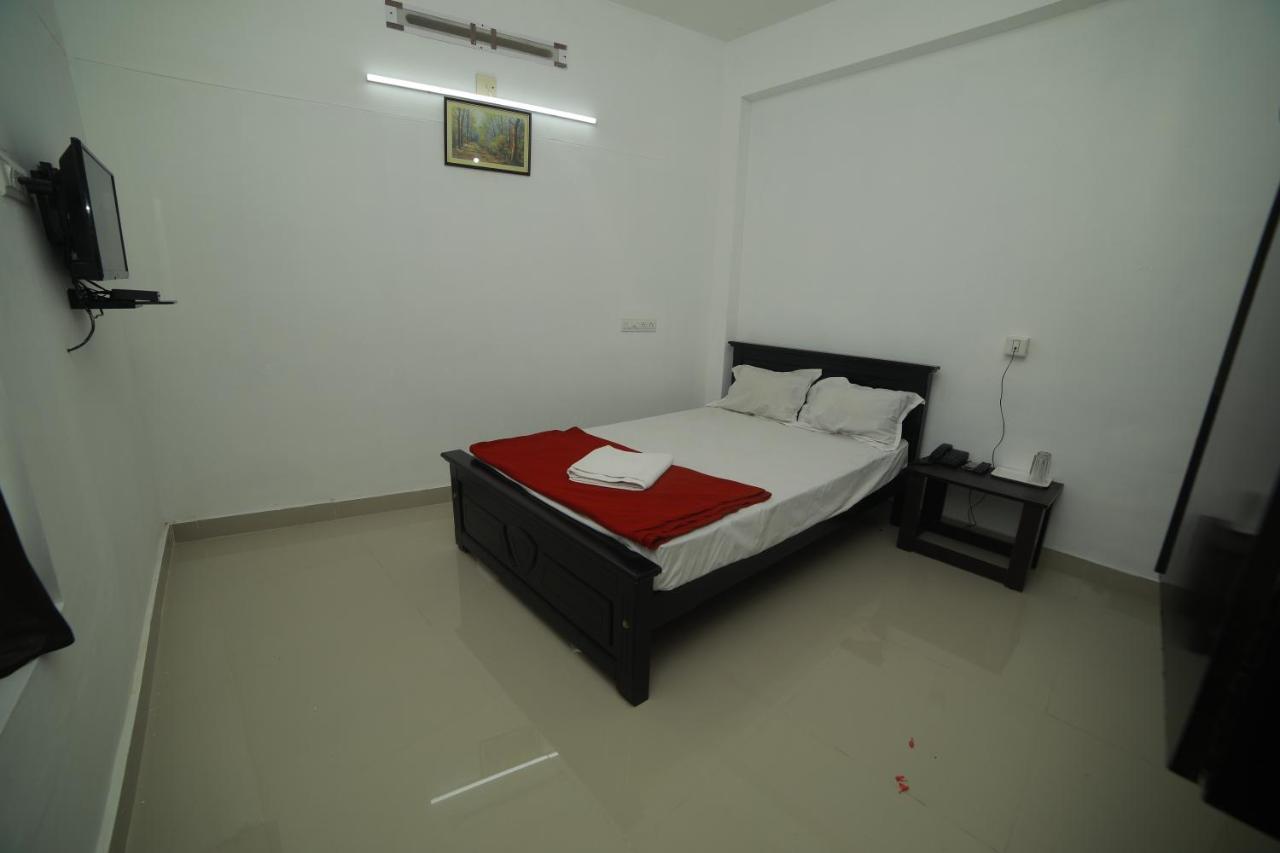 Hotel Meghna Residency Thiruvananthapuram Exterior foto